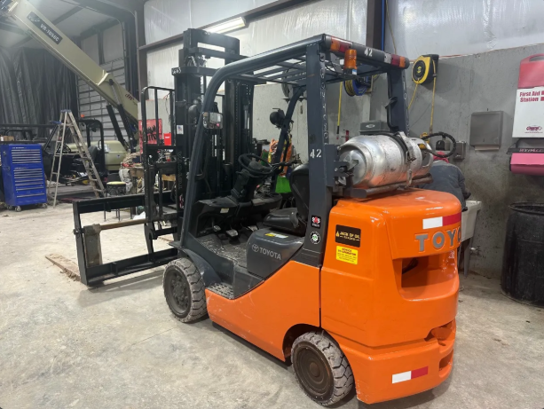 Forklift